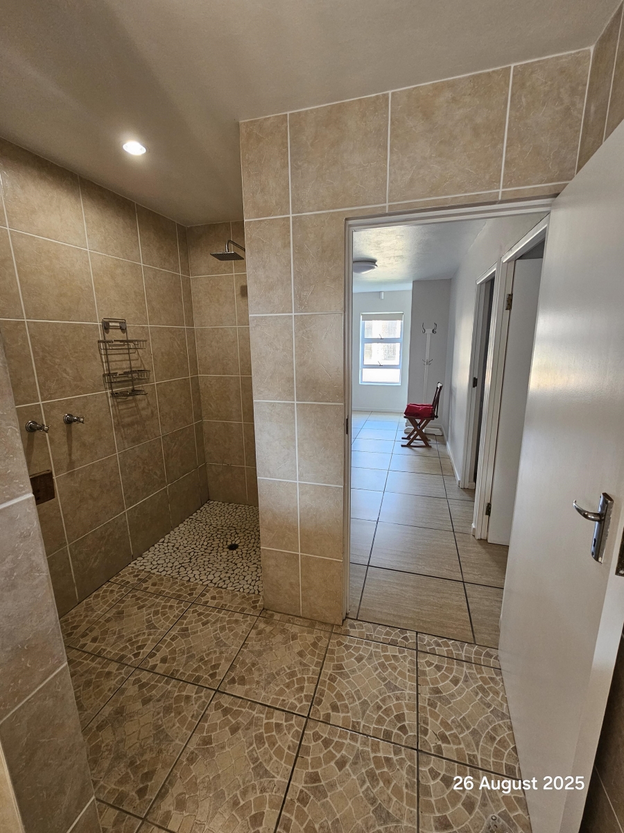 6 Bedroom Property for Sale in Jongensfontein Western Cape